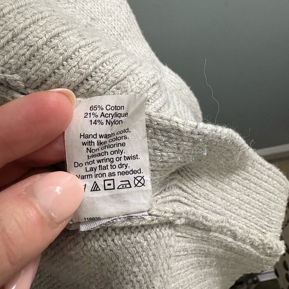 Madewell Gray "Brownstone" Side-Button Crewneck Sweater Size M - Picture 14 of 14